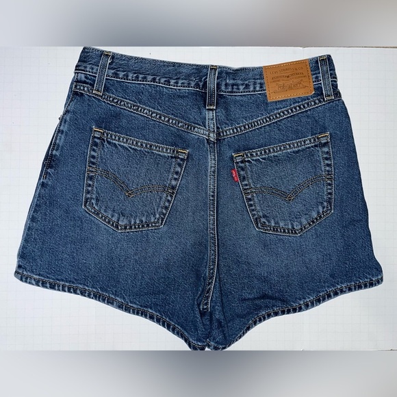 Levi's Premium 80's Mom Denim Jean Shorts Women's Size 28 Medium Wash - Picture 4 of 5